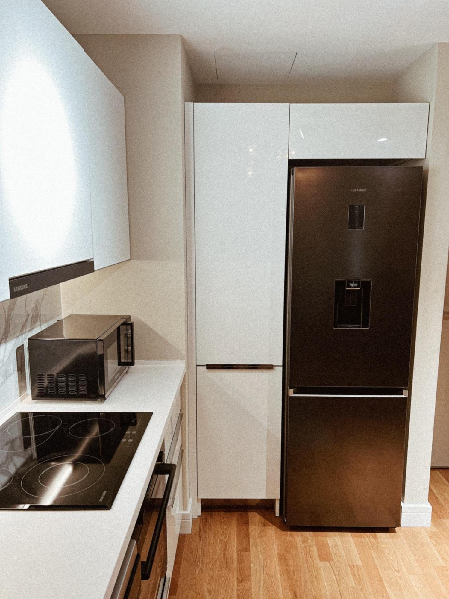 180° View Apartment In Diamond Building Скопье Экстерьер фото
